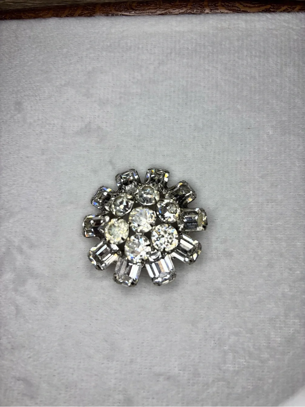 Vintage Signed WEISS Clear Rhinestone Emerald Cut Cluster Brooch